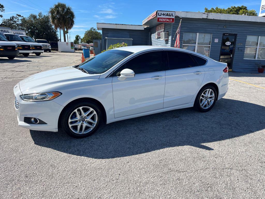 2014 Ford Fusion SE