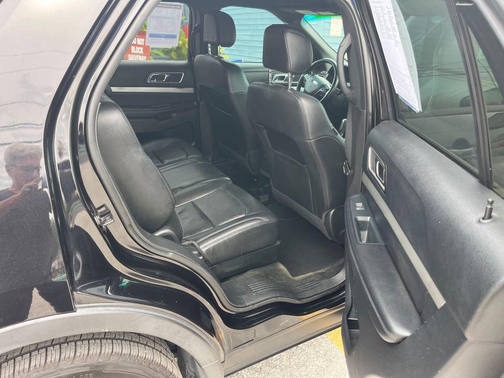 2016 Ford Explorer XLT - Photo 12